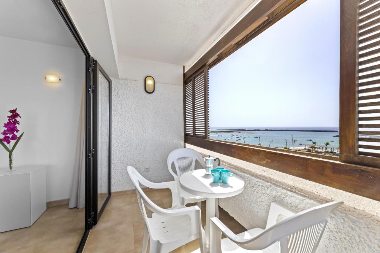 Apartamentos Arrecife Playa Kültér fotó